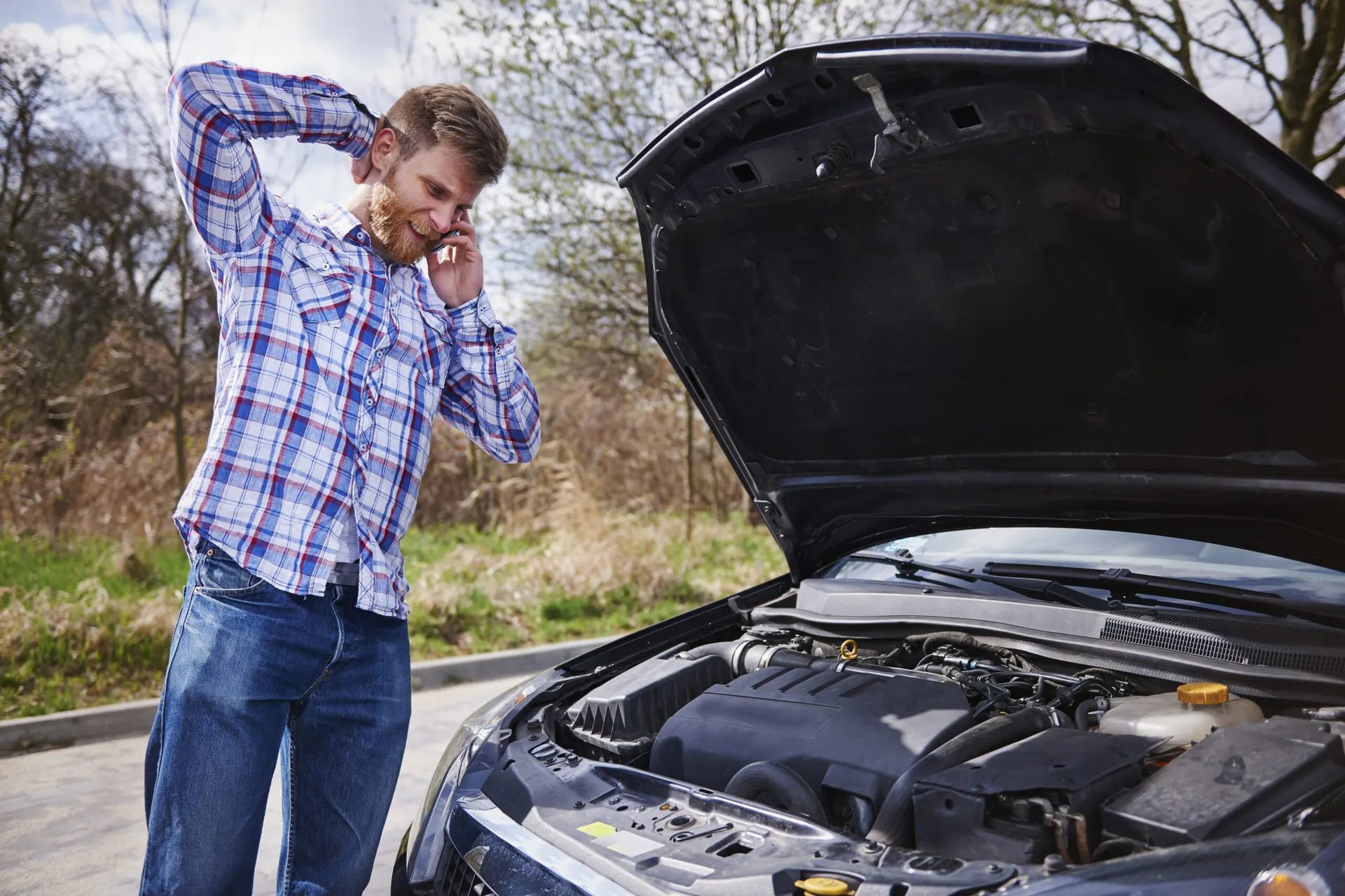 Cómo identificar ruidos en el motor del coche: guía práctica